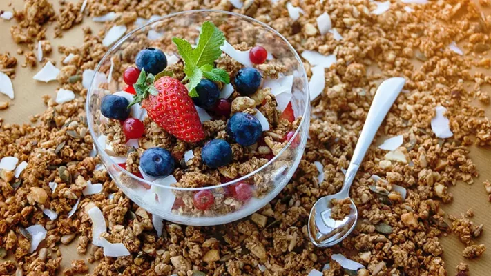 cach-an-hat-granola